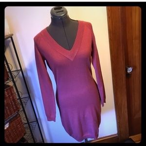 VS Moda International Pink Sweater dress Mauve V neck vintage